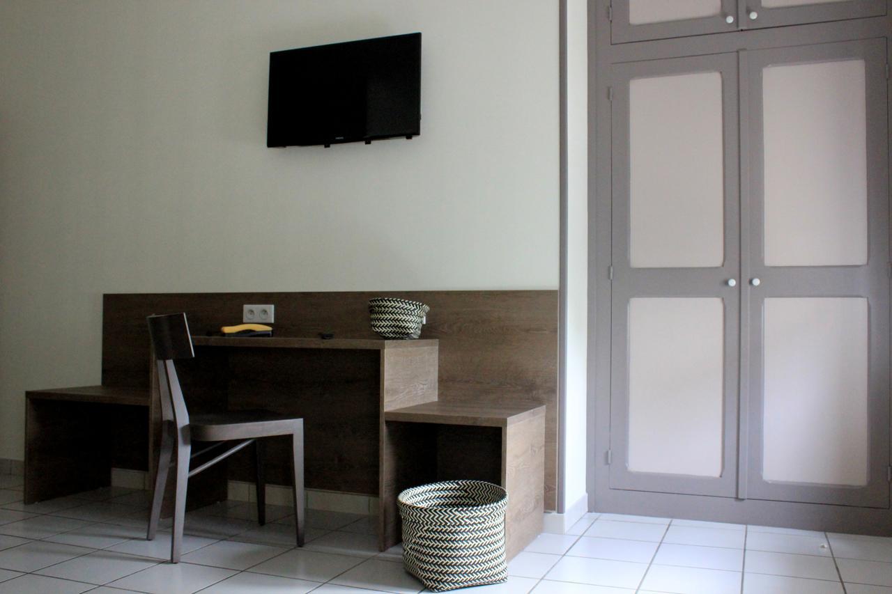 Hotel Poste Et Champanne Brioude Dış mekan fotoğraf
